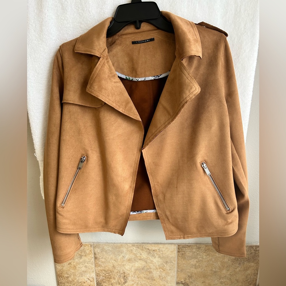 TTahari Camel Color Faux Leather Jacket Size M.